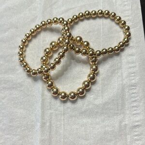 Gold tone stretch bracelet set